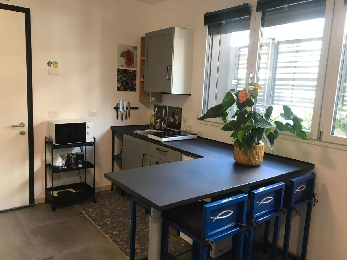Papero Rosso Lägenhet Rozzano Exteriör bild